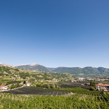 Hotel Maria Theresia Adults-Only Lagundo Exterior photo