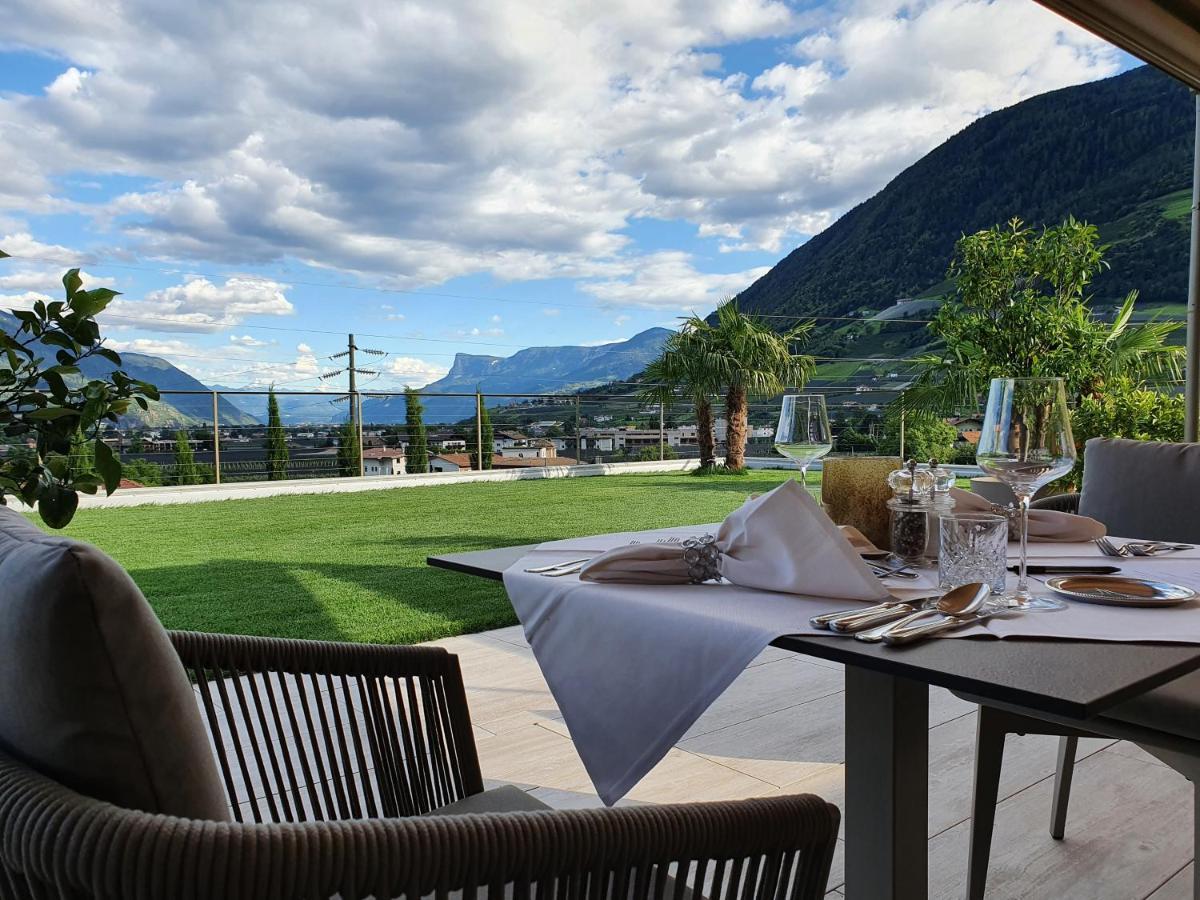 Hotel Maria Theresia Adults-Only Lagundo Exterior photo
