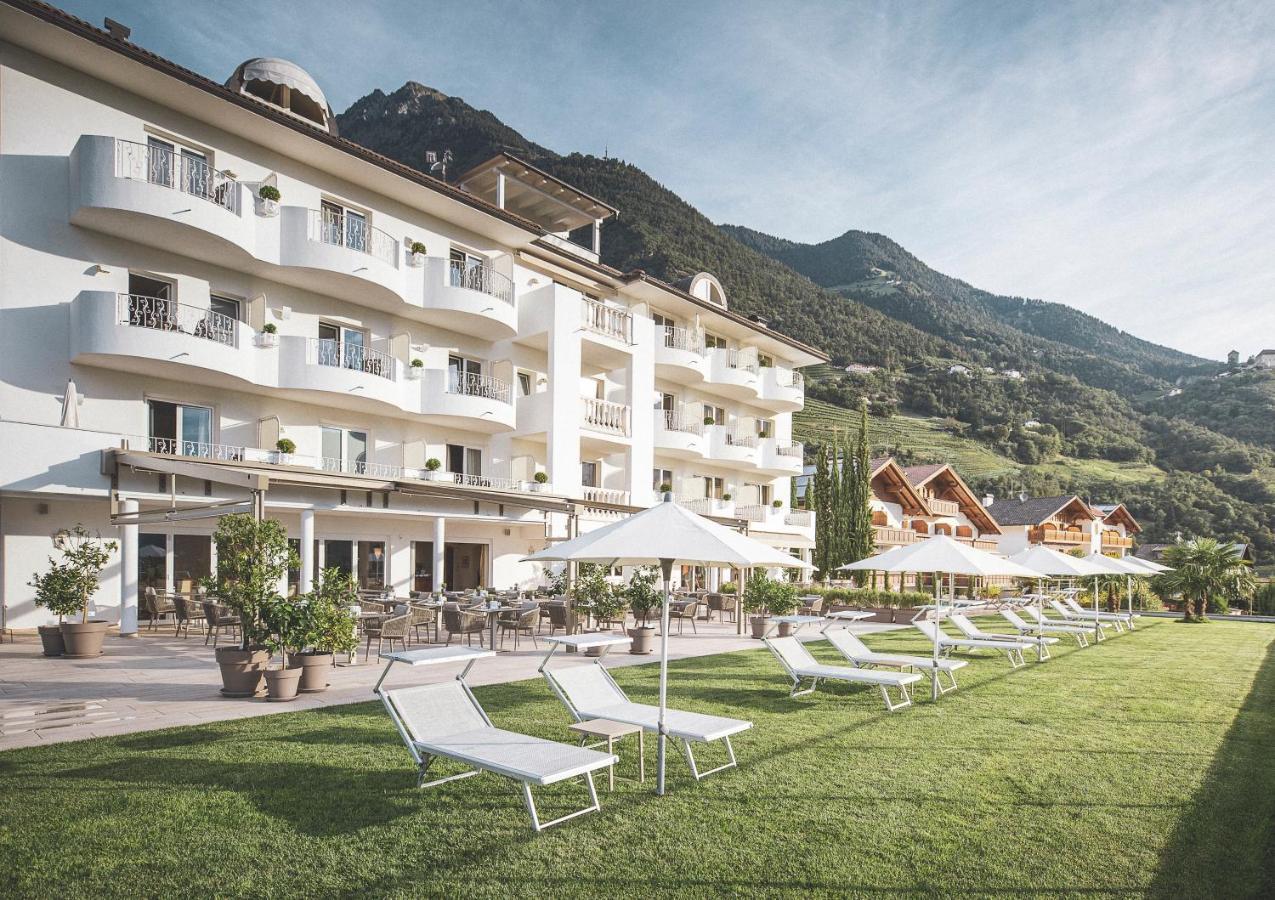 Hotel Maria Theresia Adults-Only Lagundo Exterior photo